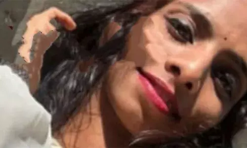 കോടഞ്ചേരിയില്‍ നഴ്‌സായ യുവതി തൂങ്ങി മരിച്ച നിലയില്‍; സ്വകാര്യ ആശുപത്രിയില്‍ ജോലി ചെയ്യുന്ന ആരതിയുടെ വിവാഹം ഉറപ്പിച്ചത് അടുത്തിടെ