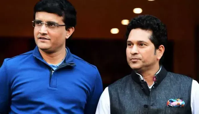 ഷോയ്ബ് അക്തറിന്റെ പന്ത് വാരിയെല്ലില്‍ കൊണ്ടു; ഞാന്‍ ആ ശബ്ദം കേട്ടിരുന്നു; പ്രശ്‌നമുണ്ടോയെന്ന് ഞാന്‍ സച്ചിനോട് ചോദിച്ചു; ഒന്നുമില്ലെന്നായിരുന്നു മറുപടി; പിറ്റേന്ന് വാരിയെല്ലില്‍ രണ്ട് പൊട്ടലുകള്‍ കണ്ടെത്തി; ഏറ്റവും ആരാധിക്കുന്ന വ്യക്തി സച്ചിനെന്ന് സൗരവ് ഗാംഗുലി