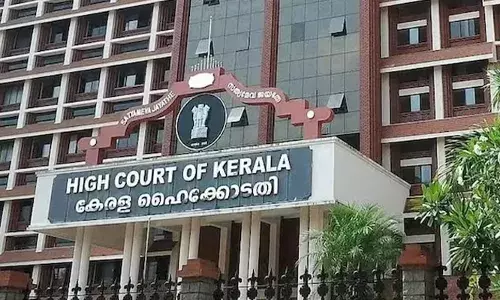 ശാരീരികാവഹേളനവും വിദ്യാഭ്യാസയോഗ്യത പരിശോധിക്കുന്നതും ഗാര്‍ഹികപീഡനം; ഭര്‍ത്തൃസഹോദരന്റെ ഭാര്യയ്‌ക്കെതിരേയുള്ള കേസ് റദ്ദാക്കില്ലെന്ന് ഹൈക്കോടതി