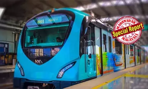 ബയോഡാറ്റകളുടെ പ്രവാഹമായി കൊച്ചി മെട്രോ; ആവശ്യം പക്ഷെ ജോലിയല്ല! കണ്ണുതള്ളി അധികൃതരും; കൊച്ചി മെട്രോ അധികൃതരെ അതിശയിപ്പിക്കുന്ന ആ ബയോഡാറ്റകള്‍ക്ക് പിന്നില്‍