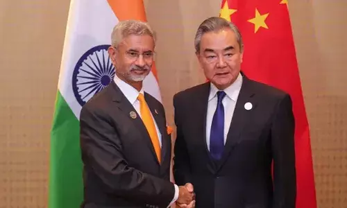 ഉഭയകക്ഷി ബന്ധത്തിന്റെ നിര്‍ണായക ചുവടുവയ്പ്; ജി-20 ഉച്ചകോടിക്കിടെ ചൈനീസ് വിദേശകാര്യമന്ത്രിയുമായി കൂടിക്കാഴ്ച നടത്തി എസ്. ജയശങ്കര്‍;  അതിര്‍ത്തിയില്‍ സമാധാനവും സ്ഥിരതയും ഉറപ്പാക്കുന്നതിന് മുന്‍ഗണന