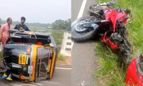 റീൽസ് എടുക്കുന്നതിനിടെ അപകടം; നിയന്ത്രണം വിട്ടെത്തിയ ന്യൂജൻ ബൈക്ക് ഓട്ടോറിക്ഷയിൽ ഇടിച്ച് ഡ്രൈവർക്ക് പരിക്ക്; ബൈക്ക് പൂർണമായി തകർന്നു; പിന്നാലെ മുന്നറിയിപ്പും..!