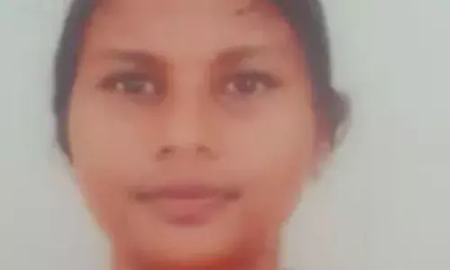 ട്രെയിൻ ഇടിച്ച് വിദ്യാർത്ഥിനിക്ക് ദാരുണാന്ത്യം; അപകടം റെയിൽവേ സ്റ്റേഷനിൽ വച്ച്; സംഭവം കൊല്ലത്ത്