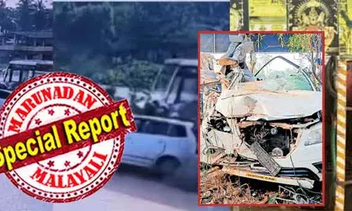 ക്ഷേത്രത്തിലേക്ക് കയറാന്‍ പതിയെ പിന്നോട്ടെടുത്ത ഇന്നോവ; ഗോവയില്‍ നിന്നും മീന്‍ കയറ്റി വന്ന ട്രക്ക് അപകടമുണ്ടാക്കി; ഏറെ ദൂരം കാറുമായി മുന്നോട്ട് പാഞ്ഞ ലോറി ഒടുവില്‍ മറിഞ്ഞു; ഇന്നോവ പൂര്‍ണ്ണമായും തകര്‍ന്നു; ഏഴു മലയാളികള്‍ക്ക് പരിക്ക്; മൂന്ന് പേര്‍ ഗുരുതരാവസ്ഥയില്‍; കുന്ദാപുര അപകട വീഡിയോ ഞെട്ടിക്കുന്നത്