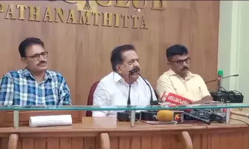 സജി ചെറിയാന്‍ കോടതിയെ അവഹേളിക്കുന്നു; മന്ത്രിയുടെ അഭിപ്രായം നോക്കിയല്ല കോടതികള്‍ വിധി പറയുന്നത്; രാജി മുഖ്യമന്ത്രി ആവശ്യപ്പെടണമെന്ന് രമേശ് ചെന്നിത്തല