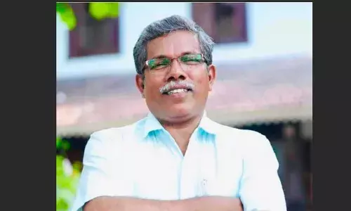 ഉമ്മവെച്ചും തലോടിയും പത്താംക്ലാസുകാരിയോടു സിനിമാതാരത്തിന്റെ വിക്രിയ; ആടുജീവിതം അടക്കമുളള ചിത്രങ്ങളില്‍ വേഷമിട്ട നടന്‍ മുക്കണ്ണന്‍ അബ്ദുള്‍ നാസര്‍ പോക്സോ കേസില്‍ അറസ്റ്റില്‍; അദ്ധ്യാപകന്‍ കൂടിയായ പ്രതി പലവട്ടം അതിക്രമം കാണിച്ചെന്ന് പരാതി