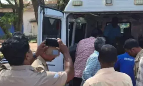 മത്സ്യബന്ധന ബോട്ടിന്റെ ഡ്രൈവർക്ക് ദേഹാസ്വാസ്ഥ്യം; മത്സ്യത്തൊഴിലാളികൾ കടലിൽ കുടുങ്ങി; അഞ്ചാം നാൾ നാലംഗ സംഘത്തെ കരക്കെത്തിച്ചു