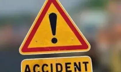 ശബരിമല തീർത്ഥാടകര്‍ സഞ്ചരിച്ച വാഹനങ്ങൾ കൂട്ടിയിടിച്ച് അപകടം; ആർക്കും ഗുരുതരമായ പരിക്കില്ല; സംഭവം പത്തനംതിട്ടയിൽ