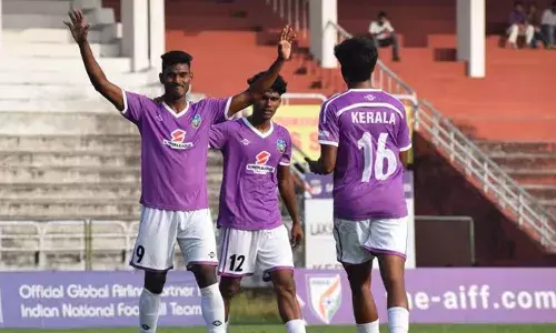 പകരക്കാരനായി ഇറങ്ങിയ ഹാട്രിക്കുമായി സജീഷ്; ഇരട്ട ഗോളുമായി അജ്‌സലും അഹമ്മദ് നിഗമും; ലക്ഷദ്വീപിന്റെ വലനിറച്ച് കേരളം; സന്തോഷ് ട്രോഫിയില്‍ ജയം എതിരില്ലാത്ത 10 ഗോളിന്