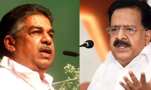 ഹൈക്കോടതി വിധി: കടിച്ചു തൂങ്ങിക്കിടക്കാതെ അന്തസായി സജി ചെറിയാന്‍ മന്ത്രിസ്ഥാനം രാജിവച്ച് പോകണമെന്ന് ചെന്നിത്തല