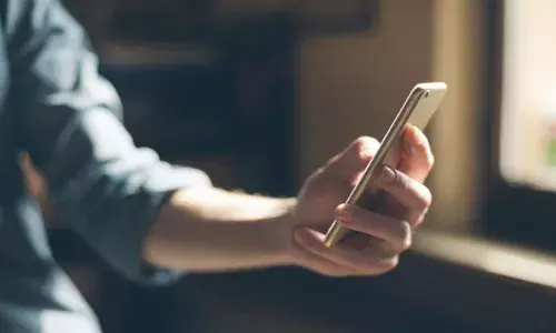 ആശുപത്രിയില്‍ ഉറങ്ങി എഴുന്നേറ്റപ്പോള്‍ ഫോണ്‍ കാണാനില്ല; മോഷ്ടാക്കള്‍ മൊബൈല്‍ കടയില്‍ വിറ്റ ഫോണ്‍ തിരികെ എടുത്ത് അജയ കുമാര്‍: പ്രായപൂര്‍ത്തിയാകാത്ത പ്രതികള്‍ക്ക് മാപ്പു നല്‍കി മടക്കം