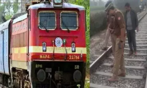 ഉത്തർ പ്രദേശിൽ വീണ്ടും ട്രെയിൻ അട്ടിമറി ശ്രമം; പാളത്തിൽ വെച്ച ഇരുമ്പ് കമ്പി എൻജിനിൽ കുടുങ്ങി; ലോക്കോ പൈലറ്റിന്റെ ഇടപെടലിൽ ഒഴിവായത് വൻ അപകടം