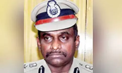 വനിതാ എസ്.പി.ക്ക് നേരേ ലൈംഗികാതിക്രമം; കോടതിയില്‍ ഹാജറാകാതിരുന്ന മുന്‍ ഐ.ജി.ക്കെതിരേ അറസ്റ്റ് വാറന്റ്