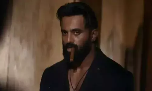 മാർക്കോ തീയേറ്ററുകളിൽ റെക്കോർഡ് നേട്ടമുണ്ടാക്കുമെന്ന് ഉറപ്പ് ?; റിലീസിന് 24 ദിവസം മാത്രം; ഉണ്ണി മുകുന്ദൻ ചിത്രത്തിന്റെ ടീസറിന് അഞ്ച് മില്യൺ കാഴ്ച്ചക്കാർ