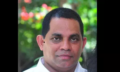 യുകെയില്‍ റെഡ്ഡിംഗിലെ മലയാളി നഴ്സ് വീട്ടില്‍ മരിച്ച നിലയില്‍; 55കാരന്‍ സാബു മാത്യുവിന് സംഭവിച്ചത് ഹൃദയാഘാതം; അപ്രതീക്ഷിത വേര്‍പാടില്‍ തകര്‍ന്ന് ഭാര്യയും മക്കളും