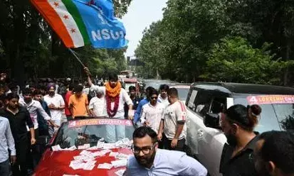 ഡൽഹി സർവകലാശാല തിരഞ്ഞെടുപ്പ്; പ്രസിഡന്റ് സ്ഥാനം പിടിച്ചെടുത്ത് എൻഎസ്‌യു; എബിവിപിക്ക് കനത്ത തിരിച്ചടി; ആവേശത്തിൽ വിദ്യാർത്ഥികൾ