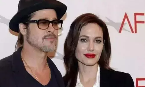 മക്കളെ ഒരു നോക്ക് കാണണം, എന്ത് വേണമെങ്കിലും ചെയ്യാം; കാല് വരെ പിടിക്കാന്‍ തയ്യാര്‍; കുട്ടികളെ കാണാത്തതില്‍ വളരെ വിഷമം; ആഞ്ജലിനയോട് അപേക്ഷിച്ച് ബ്രാഡ് പിറ്റ്