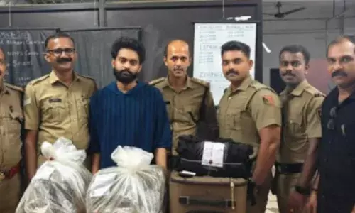 ഒഡീഷയില്‍ നിന്ന് വരുന്നതിനിടെ എറണാകുളത്തേക്ക് പോകാന്‍ ഒറ്റപ്പാലത്ത് ഇറങ്ങി; പരിശോധനയില്‍ 10 കിലോ കഞ്ചാവുമായി ടാക്‌സി ഡ്രൈവര്‍ പിടിയില്‍