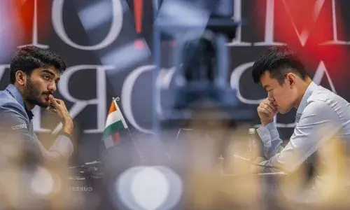 തിരിച്ചടികളില്‍നിന്ന് പാഠം ഉള്‍ക്കൊണ്ട് ഇന്ത്യന്‍ താരത്തിന്റെ തിരിച്ചുവരവ്; മൂന്നാം ഗെയിമില്‍ തിരിച്ചടിച്ച് ഇന്ത്യന്‍ താരം ഗുകേഷ്; പോയിന്റ് നിലയില്‍ ഒപ്പത്തിനൊപ്പം