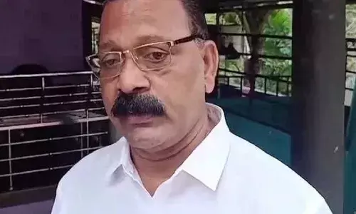 കൂട്ടിലടച്ച തത്ത എന്നത് സുപ്രീം കോടതി മുമ്പ് സിബിഐയെ കുറിച്ച് പരാമര്‍ശിച്ച അഭിപ്രായം; നവീന്‍ ബാബുവിന്റെ മരണത്തില്‍ സിബിഐ അന്വേഷണം വേണമെന്ന ആവശ്യം; എം. വി ഗോവിന്ദന്റെ പ്രതികരണം തള്ളാതെ മലയാലപ്പുഴ മോഹനന്‍