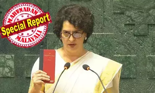 കേരള സാരിയണിഞ്ഞ് പ്രിയങ്ക ഗാന്ധി പാർലമെൻറിൽ; സത്യവാചകം ചൊല്ലിയത് ഭരണഘടന ഉയർത്തിപ്പിടിച്ച്; വയനാടിന്റെ ആവശ്യങ്ങള്‍ ഉന്നയിച്ച് ആദ്യ പ്രസംഗം; ബഹളത്തെ തുടർന്ന് സഭ നിർത്തി വെച്ചു.. ഇന്നത്തെ താരം പ്രിയങ്ക തന്നെ