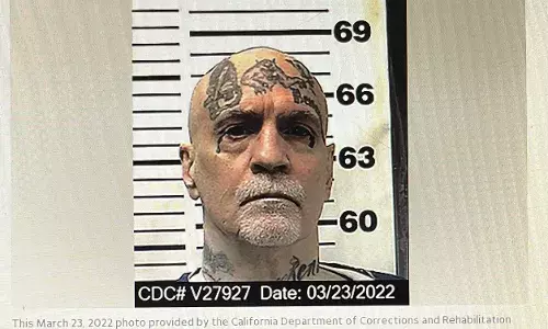 കാലിഫോര്ണിയ സ്റ്റേറ്റ് ജയിലില് രണ്ട് ഉദ്യോഗസ്ഥരെ കൊലപ്പെടുത്താന് ശ്രമിച്ച കേസില് വെള്ളക്കാരനായ ജയില് സംഘത്തലവന് പ്രതിയാണെന്ന് അധികൃതര് കാലിഫോര്ണിയ സ്റ്റേറ്റ് ജയിലില് രണ്ട് ഉദ്യോഗസ്ഥരെ കൊലപ്പെടുത്താന് ശ്രമിച്ച കേസില് വെള്ളക്കാരനായ ജയില് സംഘത്തലവന് പ്രതിയാണെന്ന് അധികൃതര്