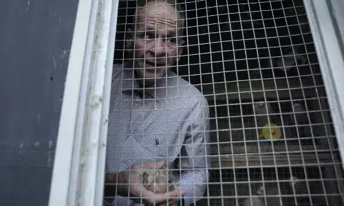 ചെയ്യാത്ത കൊലപാതകത്തിന് പതിറ്റാണ്ടുകളോളം ജയിലില് കിടന്ന മസാച്യുസെറ്റ്സുകാരന് 13 മില്യണ് ഡോളര് സമ്മാനമായി ലഭിച്ചു ചെയ്യാത്ത കൊലപാതകത്തിന് പതിറ്റാണ്ടുകളോളം ജയിലില് കിടന്ന മസാച്യുസെറ്റ്സുകാരന് 13 മില്യണ് ഡോളര് സമ്മാനമായി ലഭിച്ചു