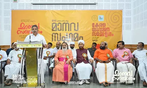 എസ്.വൈ.എസ്  മാനവസഞ്ചാരത്തിന് പത്തനംതിട്ടയില്‍ സ്വീകരണം; രാജ്യത്ത് മതനിരപേക്ഷതക്ക് എസ് വൈ എസും കാന്തപുരം ഉസ്താദും നല്‍കുന്ന സംഭാവനകള്‍ വിലപ്പെട്ടതെന്ന് മന്ത്രി സജി ചെറിയാന്‍