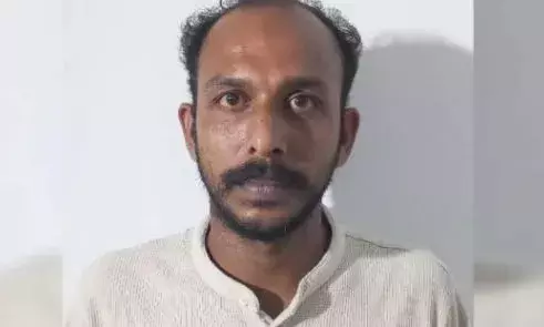 പള്ളികൾ തോറും കറങ്ങി നടന്ന് മോഷണം; ഇൻവെർട്ടറും ബാറ്ററിയും കണ്ടാൽ തൂക്കും; പ്രതി പിടിയിൽ