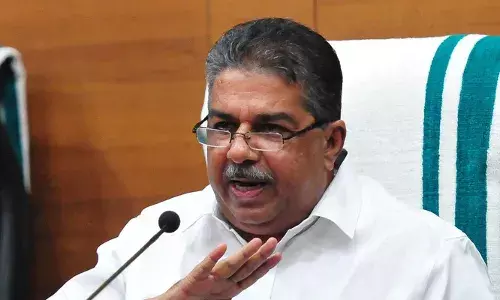 മന്ത്രി സജി ചെറിയാന്റെ ഭരണഘടനാ വിരുദ്ധ പ്രസംഗം; കേസ് ക്രൈംബ്രാഞ്ച് എസ് പി സുരേഷ് കുമാറിന്റെ നേതൃത്വത്തിലുള്ള സംഘം അന്വേഷിക്കും