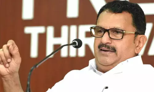 കെടാത്ത തീയും ചാകാത്ത പുഴുവുമുള്ള നരകത്തില്‍ പിണറായി പതിക്കും; ഒരുപാട് സ്ത്രീകളുടെ കണ്ണുനീര്‍ വീണ മണ്ണാണിത്; വി.എസിന്റെ വാക്കുകള്‍ അനുകരിച്ച് കെ. മുരളീധരന്‍; വിമര്‍ശനം നവീന്‍ ബാബുവിന്റെ വിഷയത്തില്‍