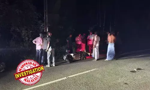 സ്‌കൂട്ടറില്‍ കാറിടിച്ച് വീഴ്ത്തി;  കത്തികാണിച്ചു ഭീഷണിപ്പെടുത്തി; കൊടുവള്ളിയിലേത് ആസൂത്രിത സ്വര്‍ണക്കവര്‍ച്ച; ക്വട്ടേഷന്‍ നല്‍കിയത് കട ഉടമയുടെ സുഹൃത്ത്; കേസില്‍ അഞ്ച് പേര്‍ അറസ്റ്റില്‍;  അന്വേഷണത്തിന് പ്രത്യേകസംഘം