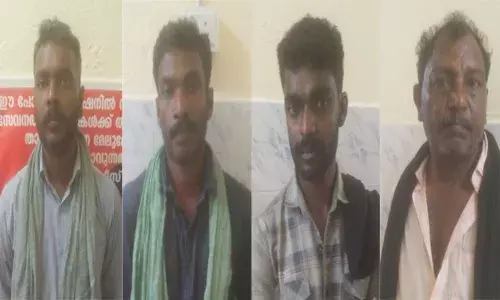 സന്നിധാനത്തേക്ക് പോകാന്‍ അമിതകൂലി ചോദിച്ചു; വിസമ്മതിച്ചപ്പോള്‍ ഇറക്കി വിട്ടു; അയ്യപ്പന്മാരെ തിരിച്ചയച്ച ഡോളി തൊഴിലാളികള്‍ അറസ്റ്റില്‍