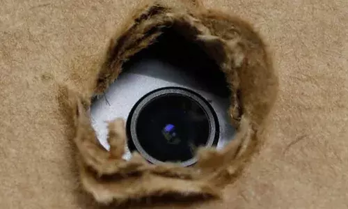 വനിതാ ഡോക്ടര്‍മാരും നഴ്‌സുമാരും ഉപയോഗിക്കുന്ന ശുചിമുറിയില്‍ ഒളിക്യാമറ; പേന ക്യാമറ വാങ്ങിയത് ഓണ്‍ലൈനായി; സര്‍ക്കാര്‍ ആശുപത്രിയിലെ ട്രെയിനി ഡോക്ടര്‍ അറസ്റ്റില്‍