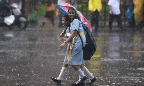 കനത്ത മഴ; പത്തനംതിട്ട, വയനാട് ജില്ലകളിലെ വിദ്യാഭ്യാസ സ്ഥാപനങ്ങൾക്ക് നാളെ അവധി; കോട്ടയത്തെ രണ്ട് താലൂക്കുകളിലെ വിദ്യാഭ്യാസ സ്ഥാപനങ്ങൾക്കും അവധി
