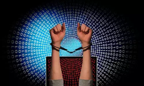 ഡിജിറ്റല്‍ അറസ്റ്റിന്റെ പേരില്‍ കാക്കനാട് സ്വദേശിയില്‍ നിന്നും 4.11 കോടി തട്ടിയ സംഭവം; അറസ്റ്റിലായവര്‍ക്കെതിരേ മറ്റ് സംസ്ഥാനങ്ങളിലും സൈബര്‍ കേസുകള്‍