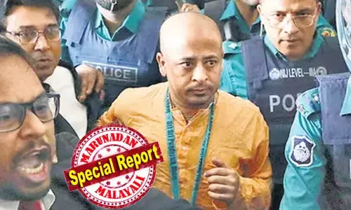 ഇസ്‌കോണ്‍ സന്യാസിമാര്‍ക്ക് സ്വാഭാവിക നീതി നിഷേധിച്ചു ബംഗ്ലാദേശ്; ചിന്മയ് കൃഷ്ണദാസിന്റെ ജാമ്യാപേക്ഷ അംഗീകരിക്കാതെ കോടതി; കോടതിയില്‍ ഹാജരാകാതെ അഭിഭാഷകര്‍; ജാമ്യാപേക്ഷയെ ശക്തമായി എതിര്‍ത്ത് സര്‍ക്കാറും; കേസ് പരിഗണിക്കുന്നത് ജനുവരി രണ്ടിലേക്ക് മാറ്റി