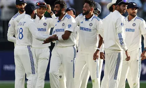 ലോക ടെസ്റ്റ് ചാപ്യംന്‍ഷിപ്പിലേക്ക് ഇന്ത്യക്ക് വഴി തുറന്ന് ദക്ഷിണാഫ്രിക്കയും ഇംഗ്ലണ്ടും; 4-0ത്തിനു ഓസീസിനെ വീഴ്‌ത്തേണ്ടിയിരുന്ന ഇന്ത്യക്ക് സമനില പിടിച്ചാലും ഫൈനലില്‍ പ്രവേശിക്കാം