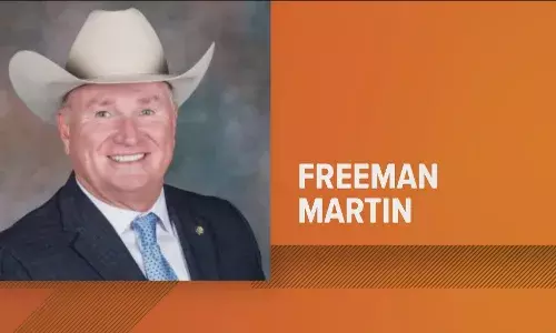 ടെക്സസ് ഡിപ്പാര്ട്ട്മെന്റ് ഓഫ് പബ്ലിക് സേഫ്റ്റിയുടെ പുതിയ ഡയറക്ടര് ഔദ്യോഗികമായി സത്യപ്രതിജ്ഞ ചെയ്തു ടെക്സസ് ഡിപ്പാര്ട്ട്മെന്റ് ഓഫ് പബ്ലിക് സേഫ്റ്റിയുടെ പുതിയ ഡയറക്ടര് ഔദ്യോഗികമായി സത്യപ്രതിജ്ഞ ചെയ്തു