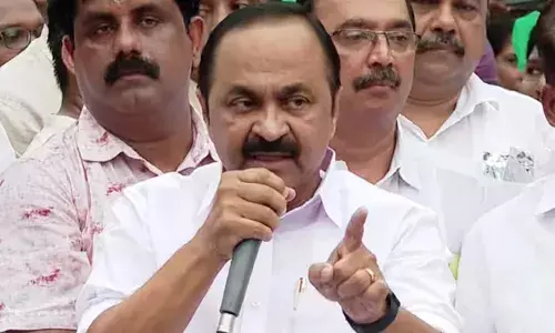 ചേവായൂര്‍ ആവര്‍ത്തിച്ചാല്‍ നിക്ഷേപിച്ച പണം കോണ്‍ഗ്രസ് അനുഭാവികള്‍ കൂട്ടത്തോടെ പിന്‍വലിക്കും; കേരളത്തിലെ സഹകരണ ബാങ്കുകള്‍ മാലപ്പടക്കം പോലെ തകരും; മുന്നറിയിപ്പുമായി വി.ഡി സതീശന്‍