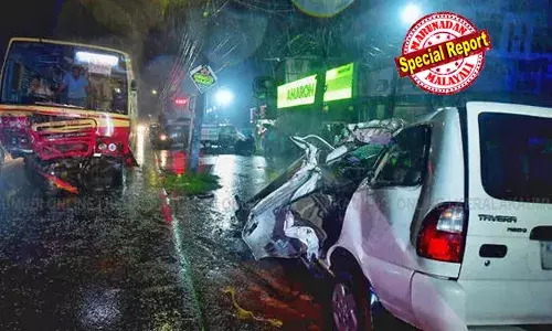 മൂന്നുപേരില്‍ ഒരാള്‍ക്ക് ബ്രയിന്‍ സര്‍ജറി ചെയ്തു; ഒരാള്‍ക്ക് മള്‍ട്ടിപ്പിള്‍ ഫ്രാക്ചര്‍;  ഒരാള്‍ അതീവ ഗുരുതരാവസ്ഥയില്‍;  കളര്‍കോട് അപകടത്തില്‍ കെഎസ്ആര്‍ടിസി ഡ്രൈവറെ പ്രതിയാക്കി എഫ്‌ഐആര്‍; കേസെടുത്തത് അലക്ഷ്യമായി വാഹനം ഓടിച്ചതിന്