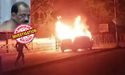 ഒമ്‌നി വാനില്‍ എത്തിയ പത്മരാജന്‍ കാറിന് കുറുകെ നിര്‍ത്തി കാറിനുള്ളിലേക്ക്  പെട്രോള്‍ ഒഴിച്ച ശേഷം തീ കൊളുത്തി; തീയാളി പടര്‍ന്നതോടെ രക്ഷപ്പെടാനാവാതെ അനില; ഒപ്പമുണ്ടായിരുന്ന യുവാവ് സോണിയെ ആക്രമിക്കണമെന്ന് ഉദ്ദേശ്യമില്ലായിരുന്നെന്ന് പത്മരാജന്‍; കൊല്ലത്തെ അരുംകൊലയ്ക്ക് പിന്നില്‍ കുടുംബപ്രശ്‌നങ്ങള്‍