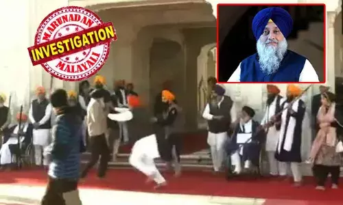 അകാലിദള്‍ നേതാവ് സുഖ്ബീര്‍ സിങ് ബാദലിനു നേരെ വധശ്രമം; സുവര്‍ണ ക്ഷേത്രത്തിനുള്ളില്‍ വെച്ച് വെടിവെച്ചു കൊലപ്പെടുത്താന്‍ ശ്രമിച്ച നാരായണ്‍ സിങ് എന്നയാള്‍ കസ്റ്റഡിയില്‍; രണ്ട് തവണ വെടിയുതിര്‍ത്തു; ആക്രമണം ക്ഷേത്രത്തിലെ പ്രവേശന കവാടത്തിന് സമീപത്തു വെച്ച്; ആര്‍ക്കും പരിക്കില്ലെന്ന് പോലീസ്