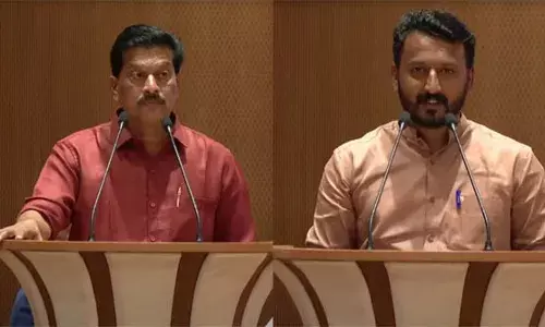 രാഹുല്‍ മാങ്കൂട്ടത്തിലും യുആര്‍ പ്രദീപും എംഎല്‍എമാരായി സത്യപ്രതിജ്ഞ ചെയ്തു; സഗൗരവം യുആര്‍ പ്രദീപ്, ദൈവനാമത്തില്‍ രാഹുല്‍ മാങ്കൂട്ടത്തിലും; നിയമസഭ ഹാളില്‍ നടന്ന ചടങ്ങില്‍ സംബന്ധിച്ച് മുഖ്യമന്ത്രിയും പ്രതിപക്ഷ നേതാവും അടക്കമുള്ളവര്‍