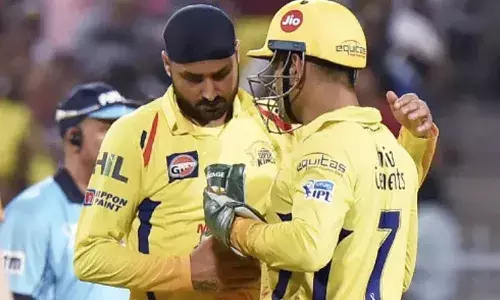 കഴിഞ്ഞ 10 വര്‍ഷത്തിനിടെ ധോണിയുമായി സംസാരിച്ചിട്ടില്ല; എനിക്ക് ധോണിയുമായി പ്രശ്‌നമില്ല; അവന് എന്തെങ്കിലും ഉണ്ടോ എന്ന് എനിക്ക് അറിയില്ല; അങ്ങനെ ഉണ്ടായിരുന്നെങ്കില്‍ അത് പറയുമായിരുന്നു; ധോണിയെ കുറിച്ച് വെളിപ്പെടുത്തലുമായി ഹര്‍ഭജന്‍ സിങ്