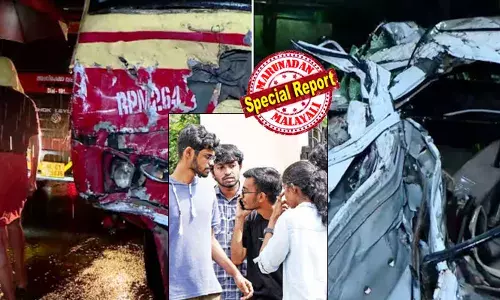 ഒരു കാര്‍ ബസിലിടിച്ചു കിടക്കുന്നതു കണ്ടു;  ബൈക്ക് നിര്‍ത്തി ഇറങ്ങി നോക്കി; ചോരയില്‍ കുളിച്ചു കിടക്കുന്ന രണ്ടു പേരെ കണ്ടു;  സഹപാഠികളാണെന്നു തിരിച്ചറിയാനായില്ല;  ഇപ്പോഴും നടുക്കം മാറാതെ അശ്വിത്ത്