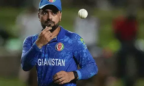 ഖുര്‍ആനിലും ഇസ്‌ലാമിലും സ്ത്രീകള്‍ക്ക് വിദ്യാഭ്യാസം നല്‍കാനാണ് പറയുന്നത്; പെണ്‍കുട്ടികള്‍ക്ക് വിദ്യാഭ്യാസം നിഷേധിക്കുന്നത് നിരാശാജനകം: താലിബാനെതിരെ ആഞ്ഞടിച്ച് അഫ്ഗാന്‍ താരം റാഷിദ് ഖാന്‍