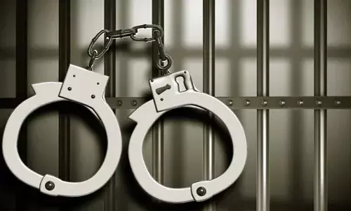 വിരുന്ന് ചെന്നപ്പോള്‍ യുവതിയോട് മോശമായി പെരുമാറിയെന്ന് ആരോപണം; ബന്ധുവിനെ വെട്ടിപ്പരിക്കേല്‍പ്പിച്ച് ഭര്‍ത്താവ്: ദമ്പതിമാര്‍ അറസ്റ്റില്‍