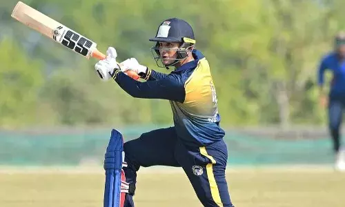 ടി20 ക്രിക്കറ്റില്‍ അതിവേഗ സെഞ്ചുറി നേടുന്ന രണ്ടാമത്തെ താരമായി ഇന്ത്യന്‍ യുവതാരം അഭിഷേക് ശര്‍മ; പന്തും രോഹിത്തും പിന്നില്‍