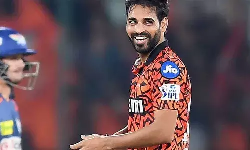 ഐപിഎല്‍ ലേലത്തില്‍ ഭുവനേശ്വറിനെ 10.75 കോടി രൂപയ്ക്ക് ആര്‍സിബി വിളിച്ചപ്പോള്‍ നെറ്റിചുളിച്ചവര്‍ക്കുള്ള മറുപടി; ഹാട്രിക്കുമായി യുപിയുടെ ക്യാപ്റ്റന്‍